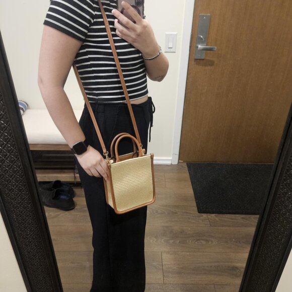 H&M Women's Straw Handbag with Braided Straw Design & Faux Leather Handles/Trim - Picture 7 of 10